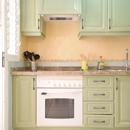 Colonial דירה אדחה